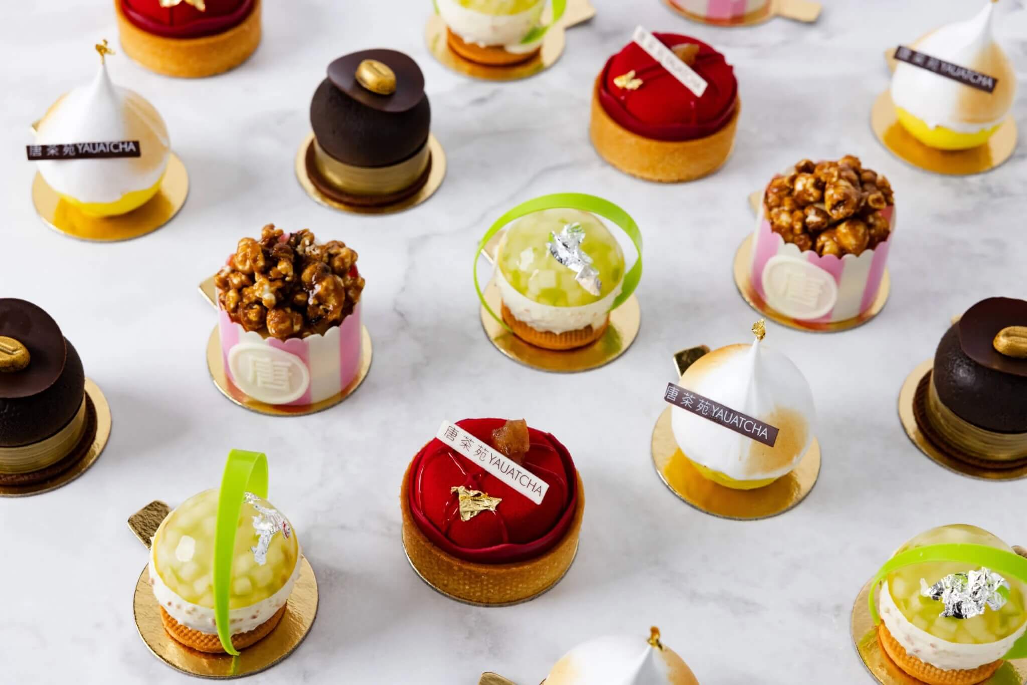 Petit Gateaux