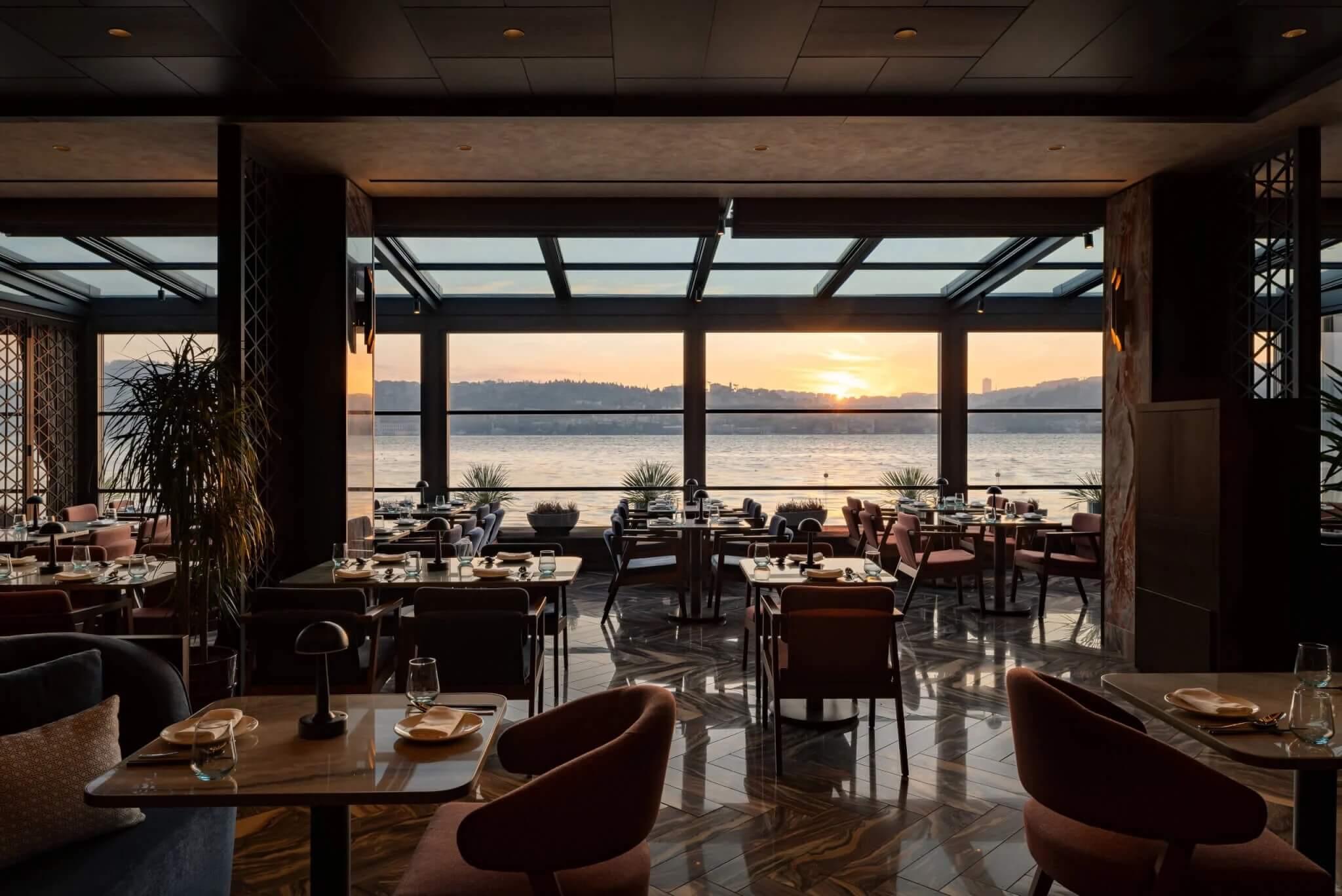 Hakkasan Istanbul Main Dining Room
